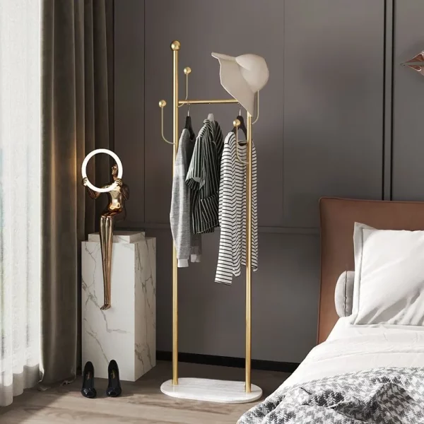 Portant vêtement chambre design épuré et luxueux