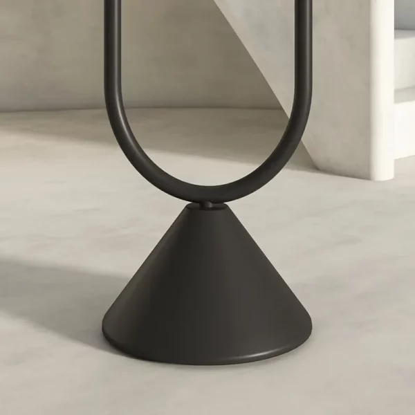 Portant vêtement sur pied design minimaliste