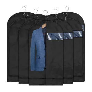 Housse costume noire respirante avec fenêtre