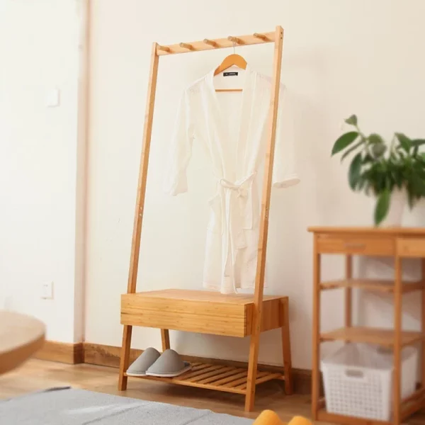 Portant vêtement bambou avec banc pratique et tablette basse